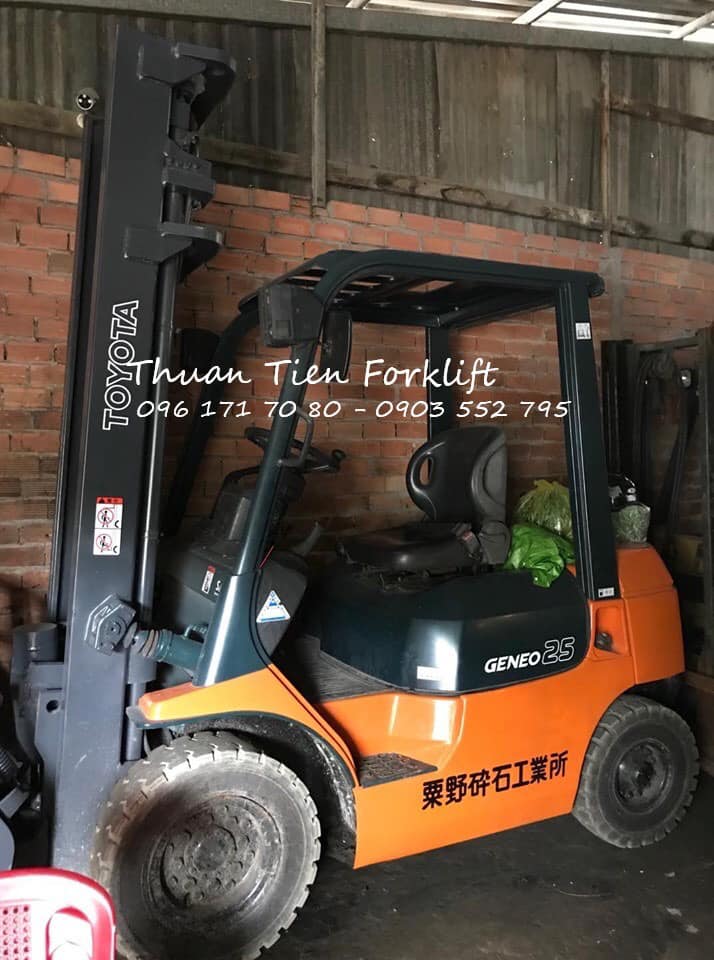 Xe nâng dầu - Xe Nâng Thuận Tiến - Công Ty TNHH TM DV Kỹ Thuật Thuận Tiến Forklift